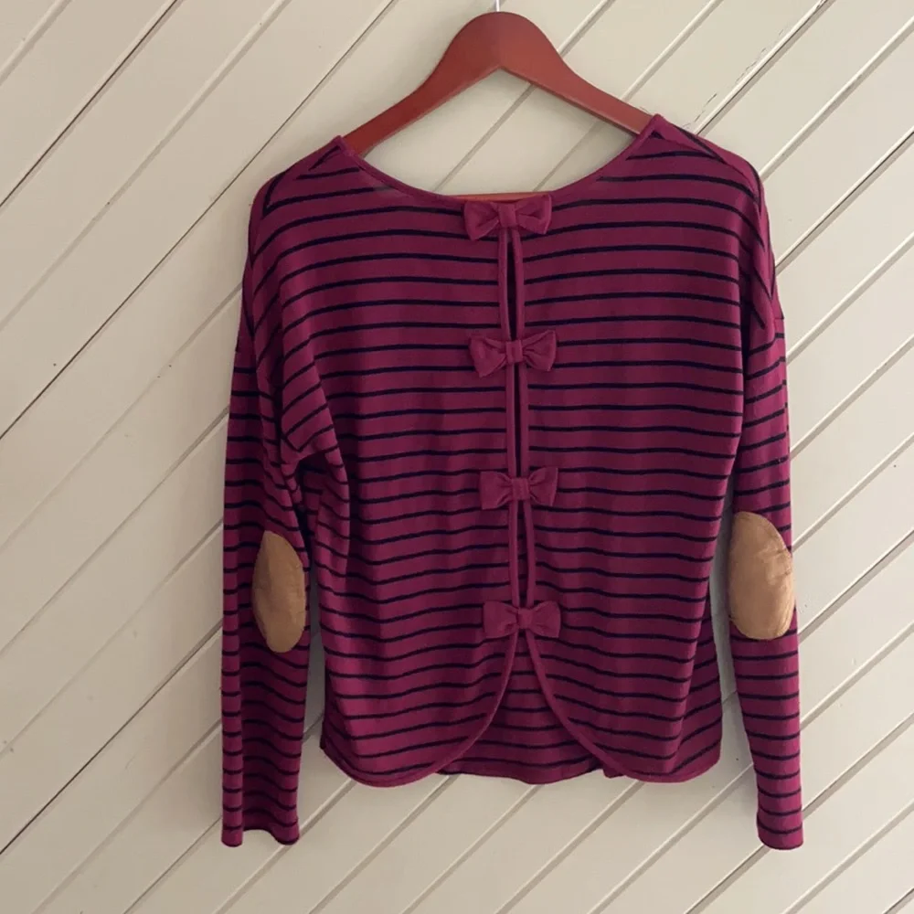 Top - Picture 2 of 4